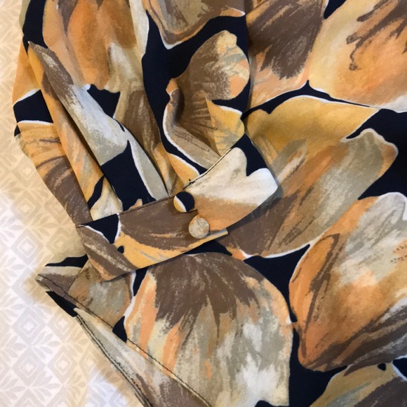 A n t h r o p o l o g i e • Floral blouse - Picture 6 of 9